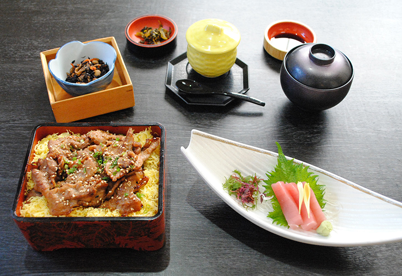 国産豚の網焼重(羽島店限定)