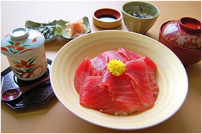 鉄火丼